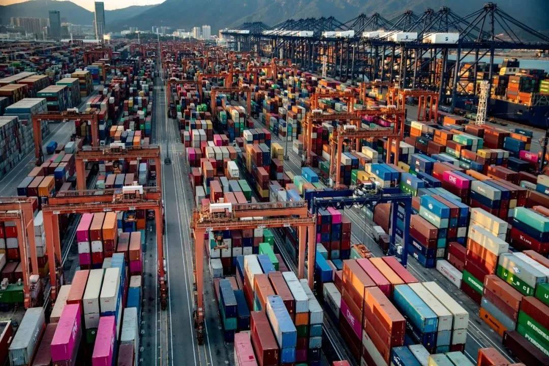 華南大塞港波及上海寧波！鹽田業(yè)務(wù)處理量大跌六七成，危及出貨歐美旺季