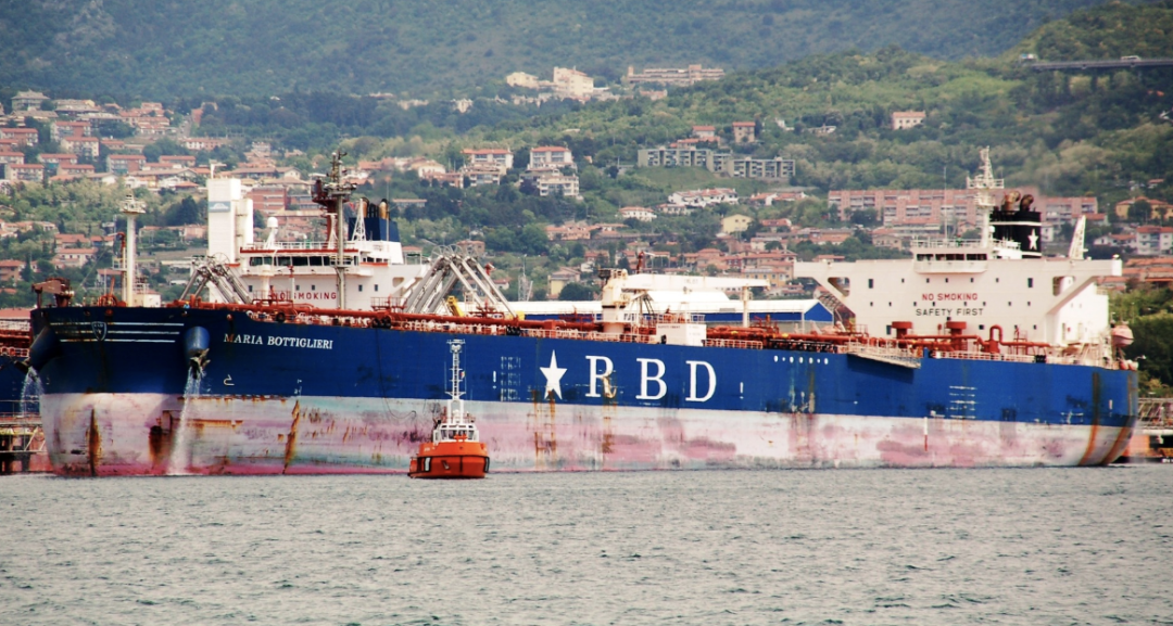 蘇伊士運(yùn)河再遭“驚魂一刻”，兩艘船舶先后擱淺！ 