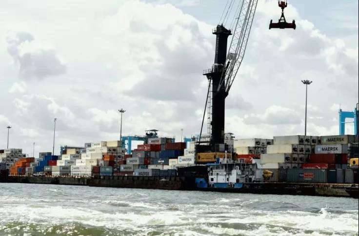 非洲大港擁堵加劇！船舶最多等待80天才被允許進(jìn)港！腐敗混亂充斥港口，出貨請(qǐng)注意！