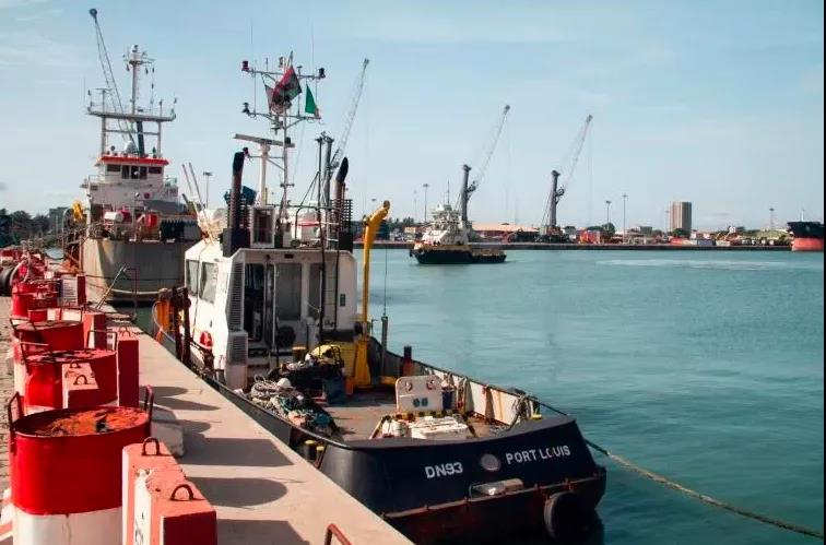 非洲大港擁堵加劇！船舶最多等待80天才被允許進(jìn)港！腐敗混亂充斥港口，出貨請(qǐng)注意！