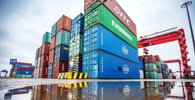 “炒箱倒艙”引爆航運(yùn)市場，國際貨代與外貿(mào)企業(yè)承受巨大壓力