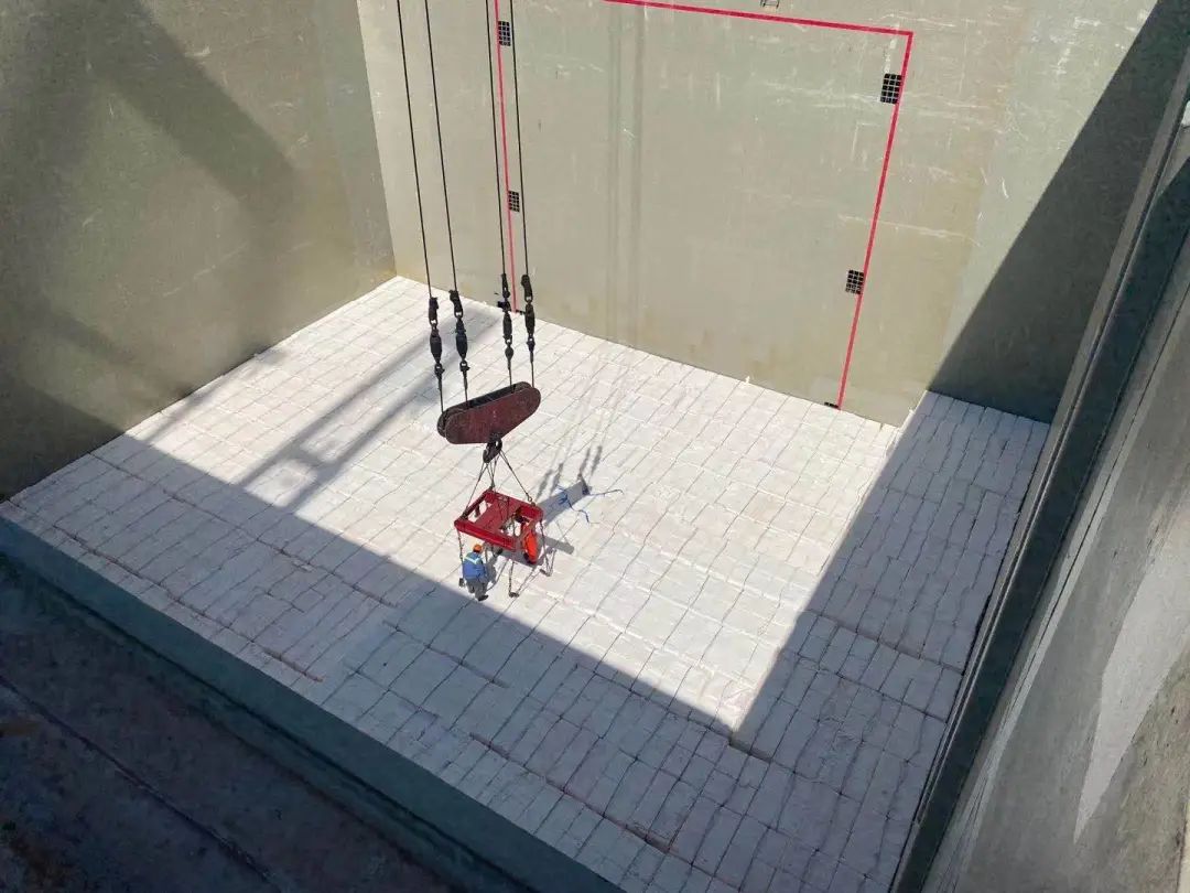 中遠(yuǎn)海運(yùn)特運(yùn)造了一批“變形金剛”！集裝箱，汽車，件雜貨、紙漿統(tǒng)統(tǒng)都能運(yùn)