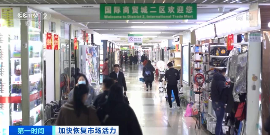 外貿(mào)訂單暴漲！這些“出?！皳尩酱髥纬鞘?，開始跨省“搶人”了！多地更是發(fā)紅包留人過年...