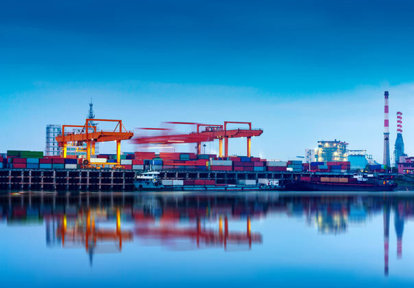 你要的降價來了！主干航線運(yùn)價下滑，亞歐線一個月跌8.3%，北美線一周跌11.2%！