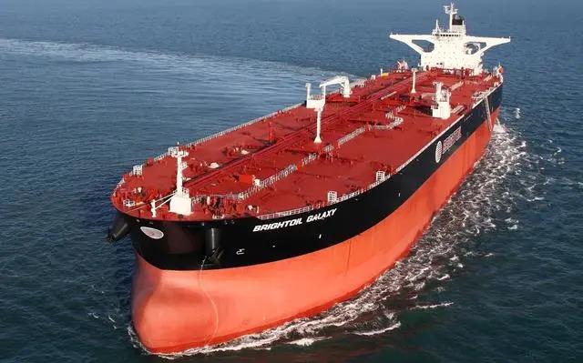 破了歷史記錄！127艘超級油輪駛來，運來2.5億桶原油