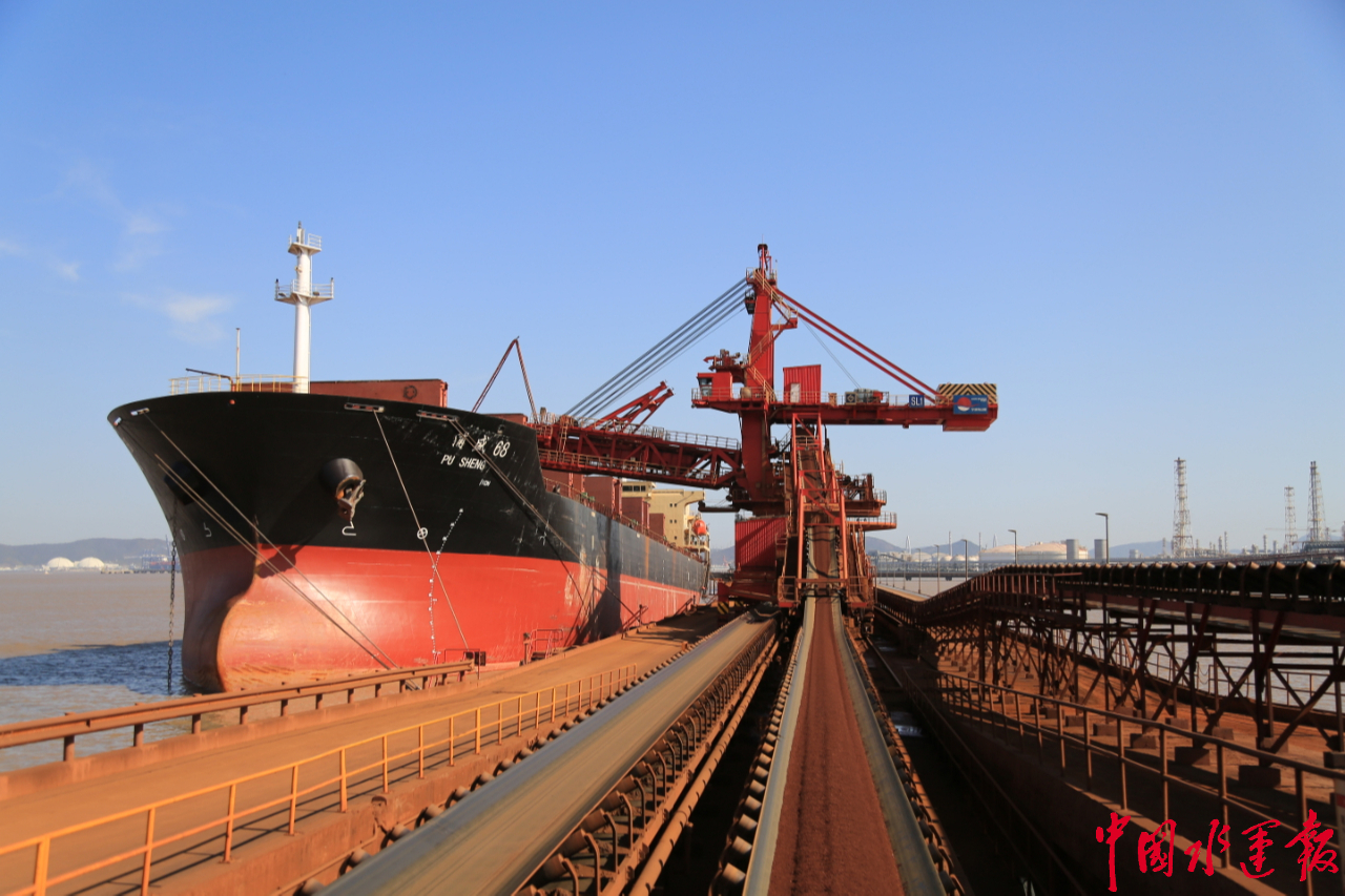 寧波舟山港2020年運輸生產實現逆勢增長 貨物吞吐量連續(xù)第12年保持全球第一