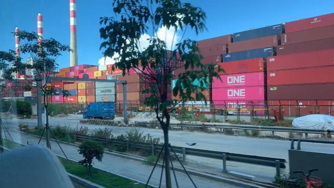 美國大港壓箱嚴(yán)重！亞洲集裝箱以創(chuàng)紀(jì)錄的速度涌入美國！