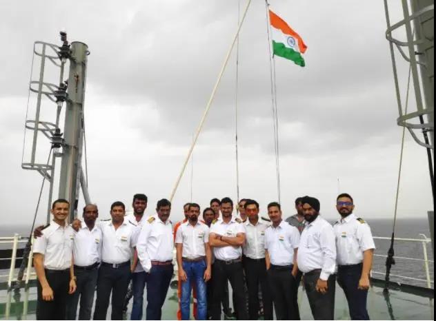 澳媒打悲情牌：盯上運(yùn)煤船上的印度船員