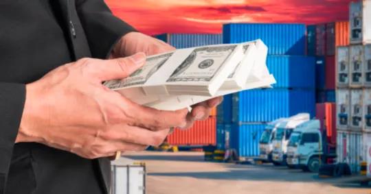 歐地運價飆升后將繼續(xù)上漲，船公司繼續(xù)薅羊毛！美西大擁堵，長灘港20艘船排隊等待卸貨