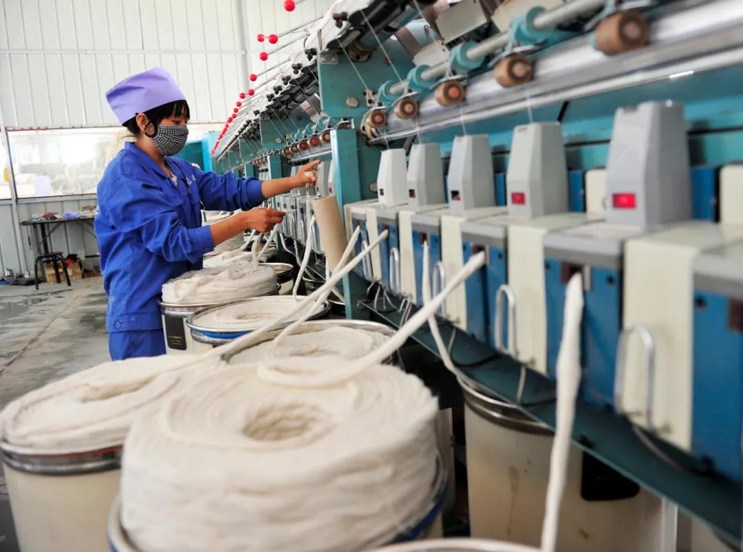紡織業(yè)爆單了！中企月訂單猛增5倍，大量海外訂單向中企轉移，訂單量排至明年